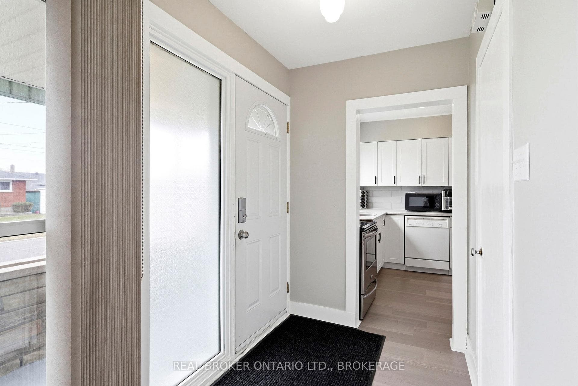 1205 Osborne Avenue photo 3