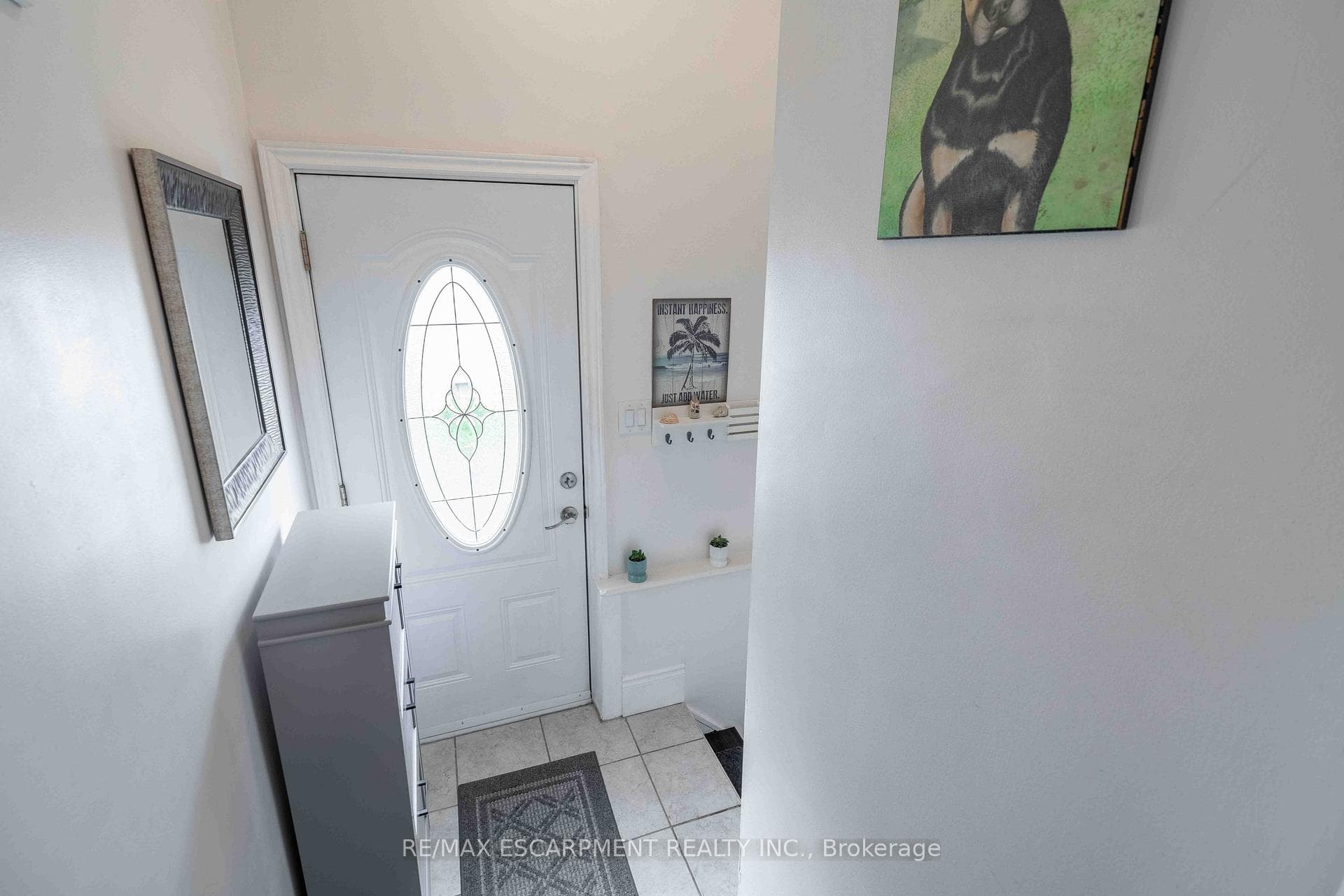 333 Osborne Street photo 19