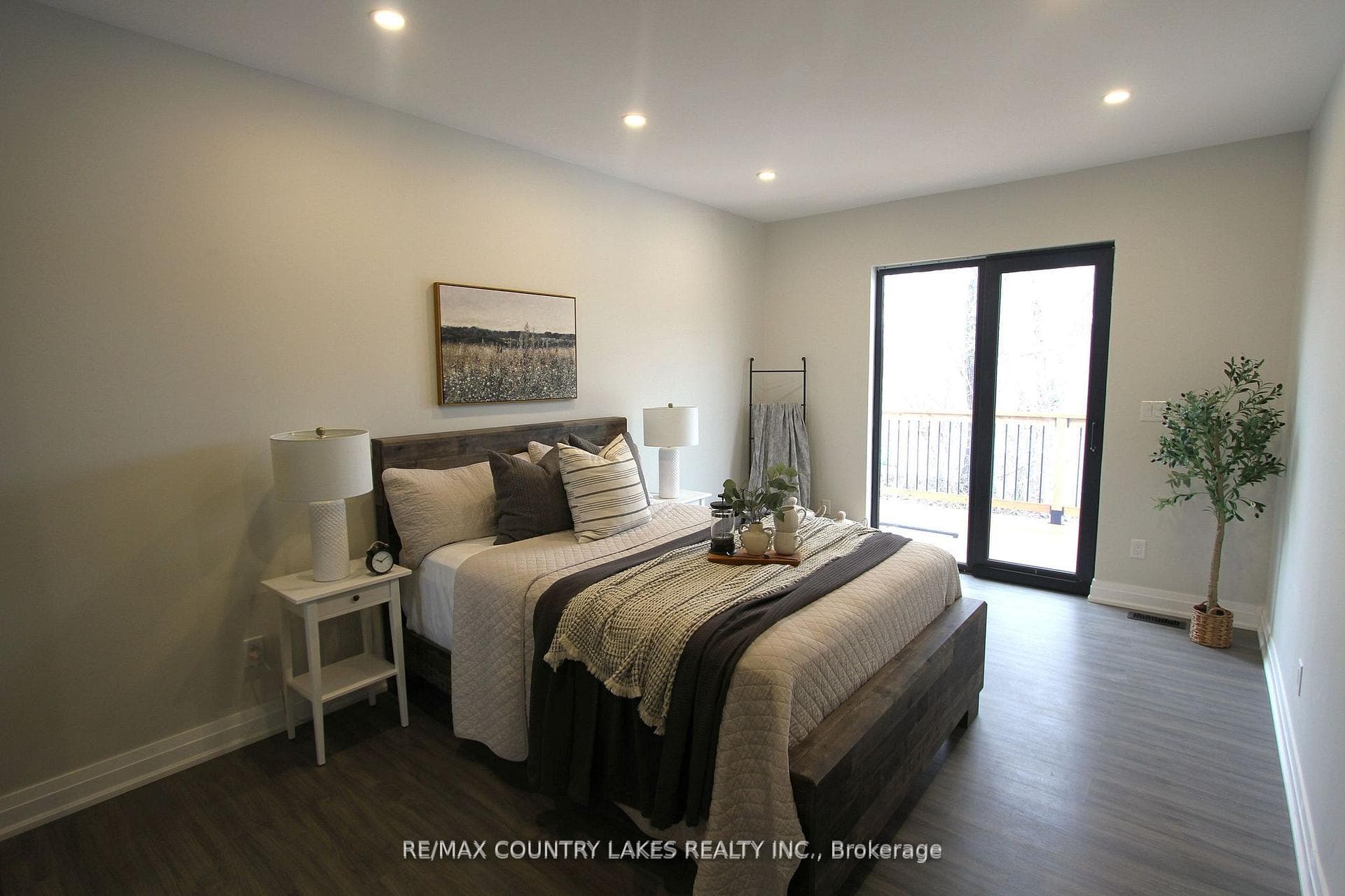 264 Mcguire Beach Road photo 20