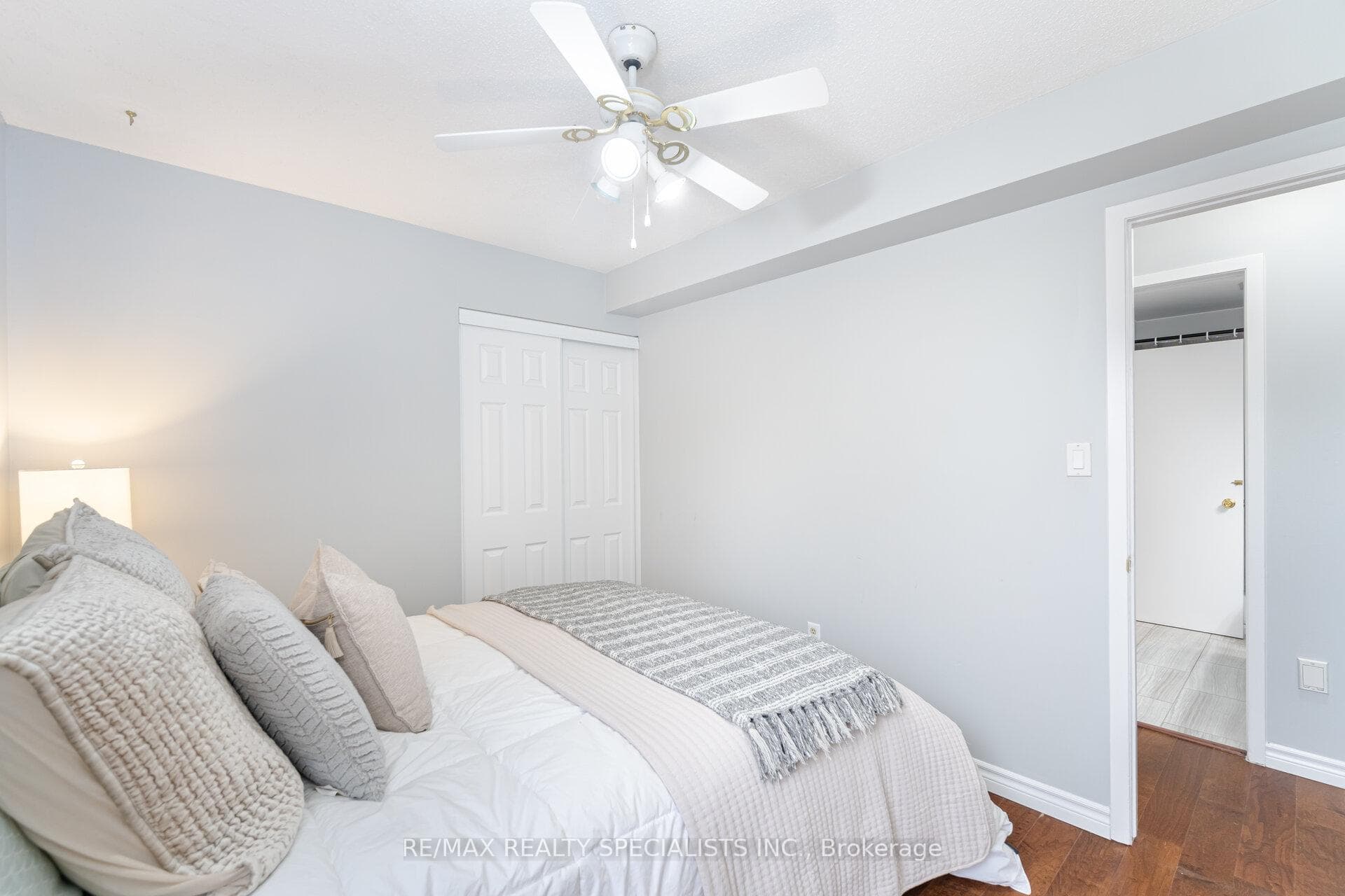 205 Highland Crescent Unit 11 photo 22