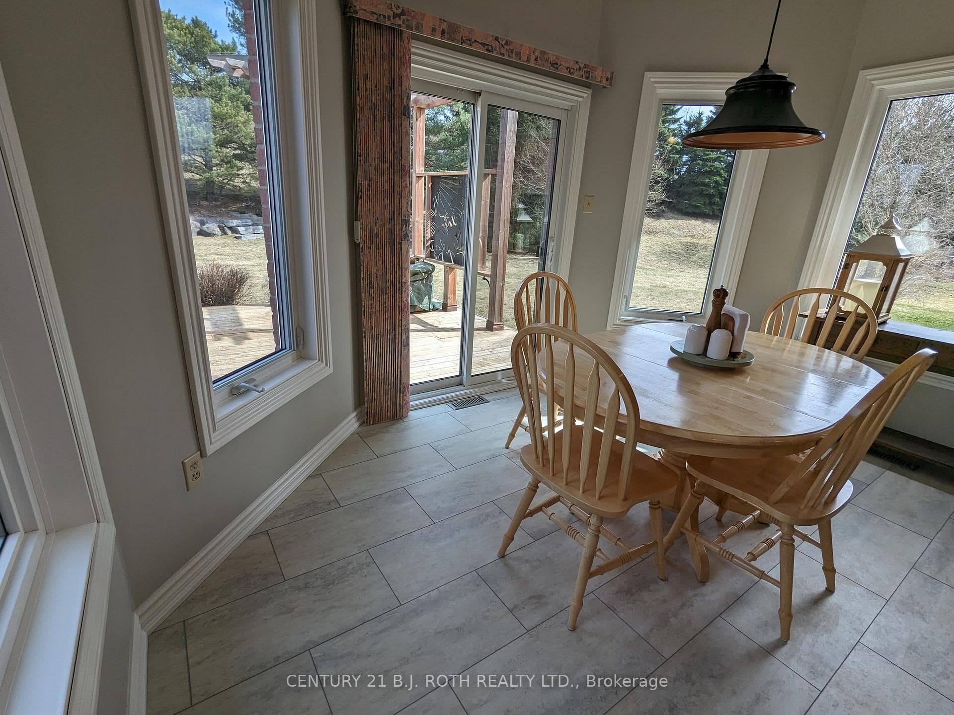 939 Sloan Circle Drive photo 23