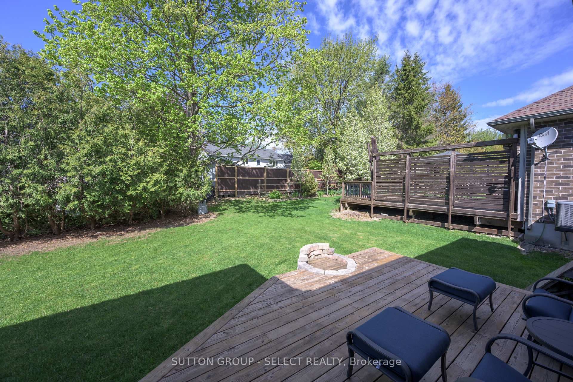 228 Martin Drive photo 34