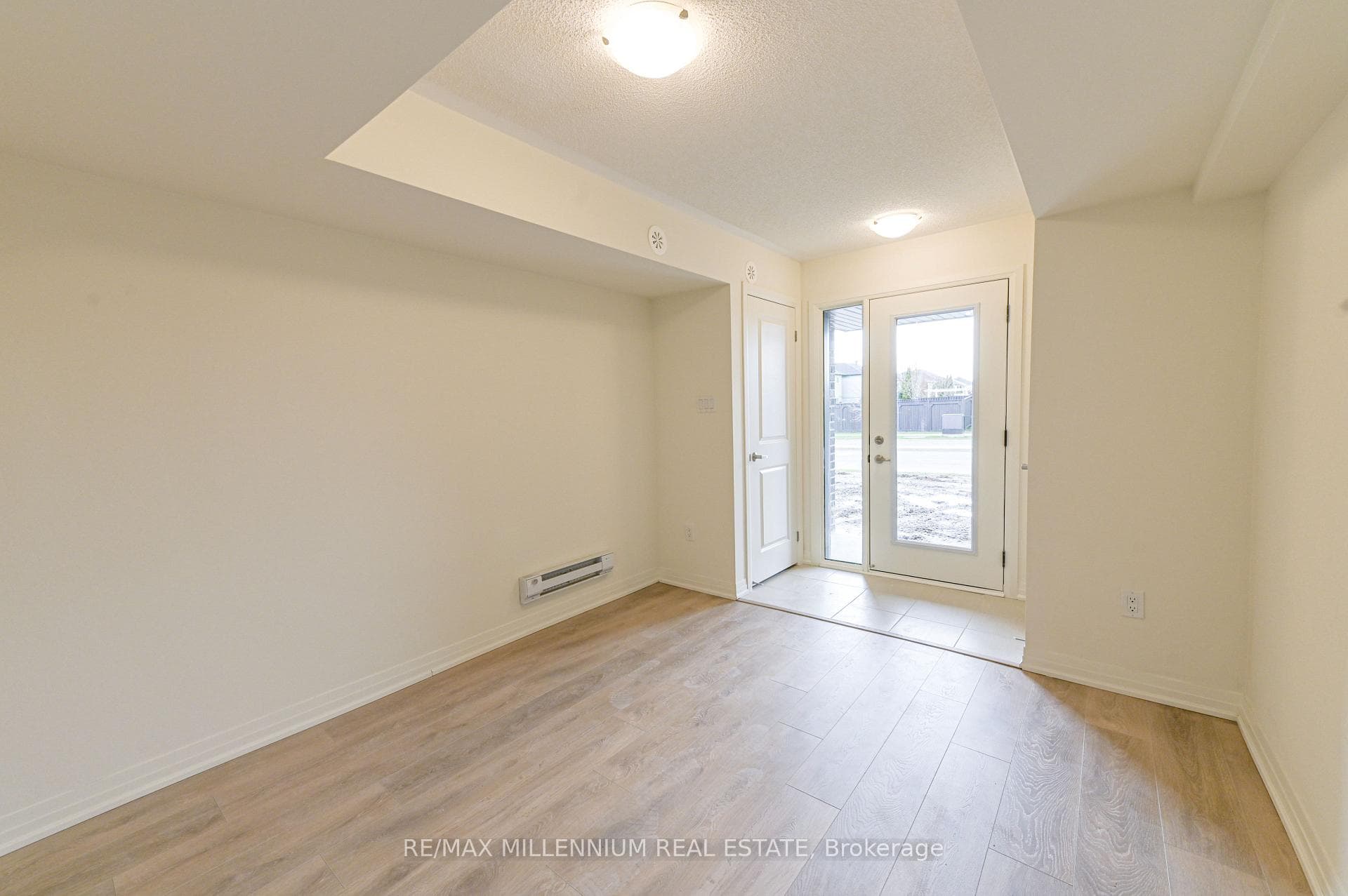 30 Emmas Way photo 28