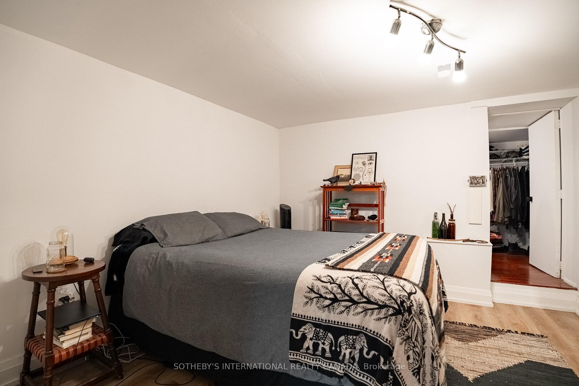204 Grace Street photo 45