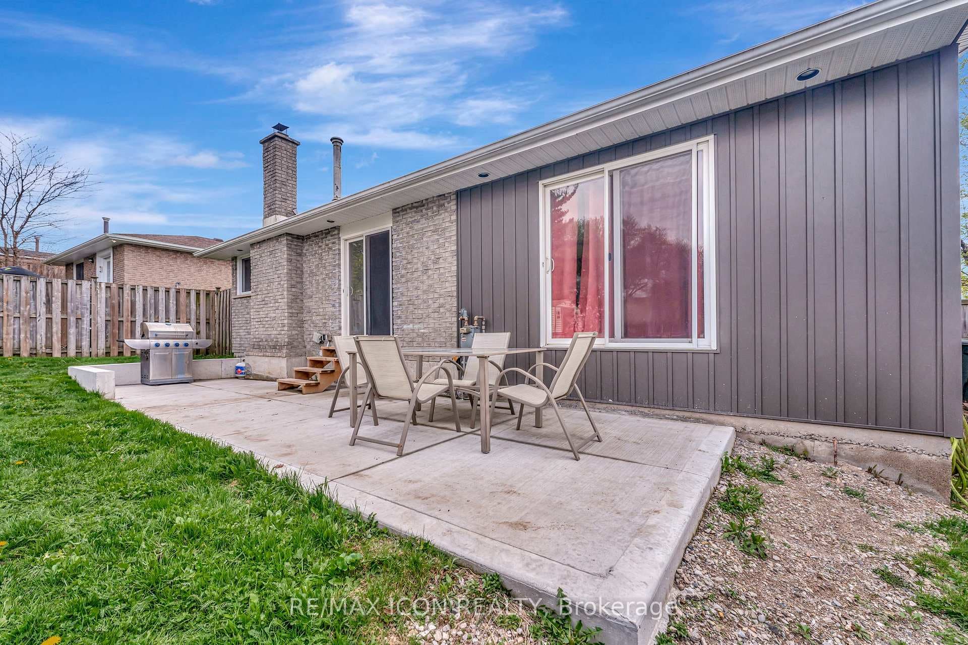 907 Lincoln Drive photo 35