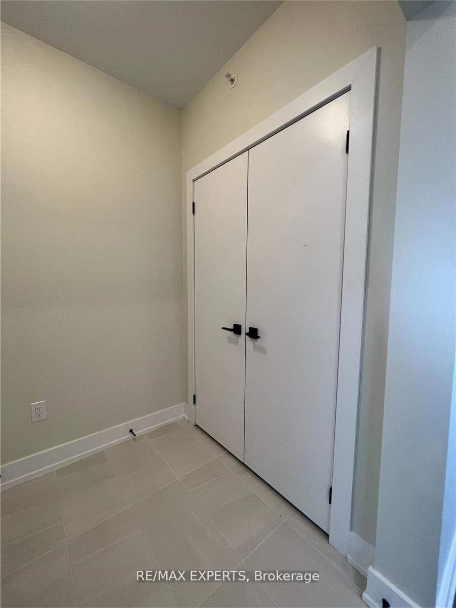 4 Spice Way Unit 510 photo 9