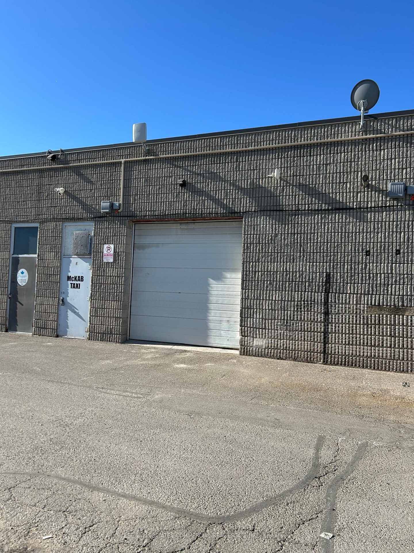 55 Sinclair Avenue Unit 8 photo 6