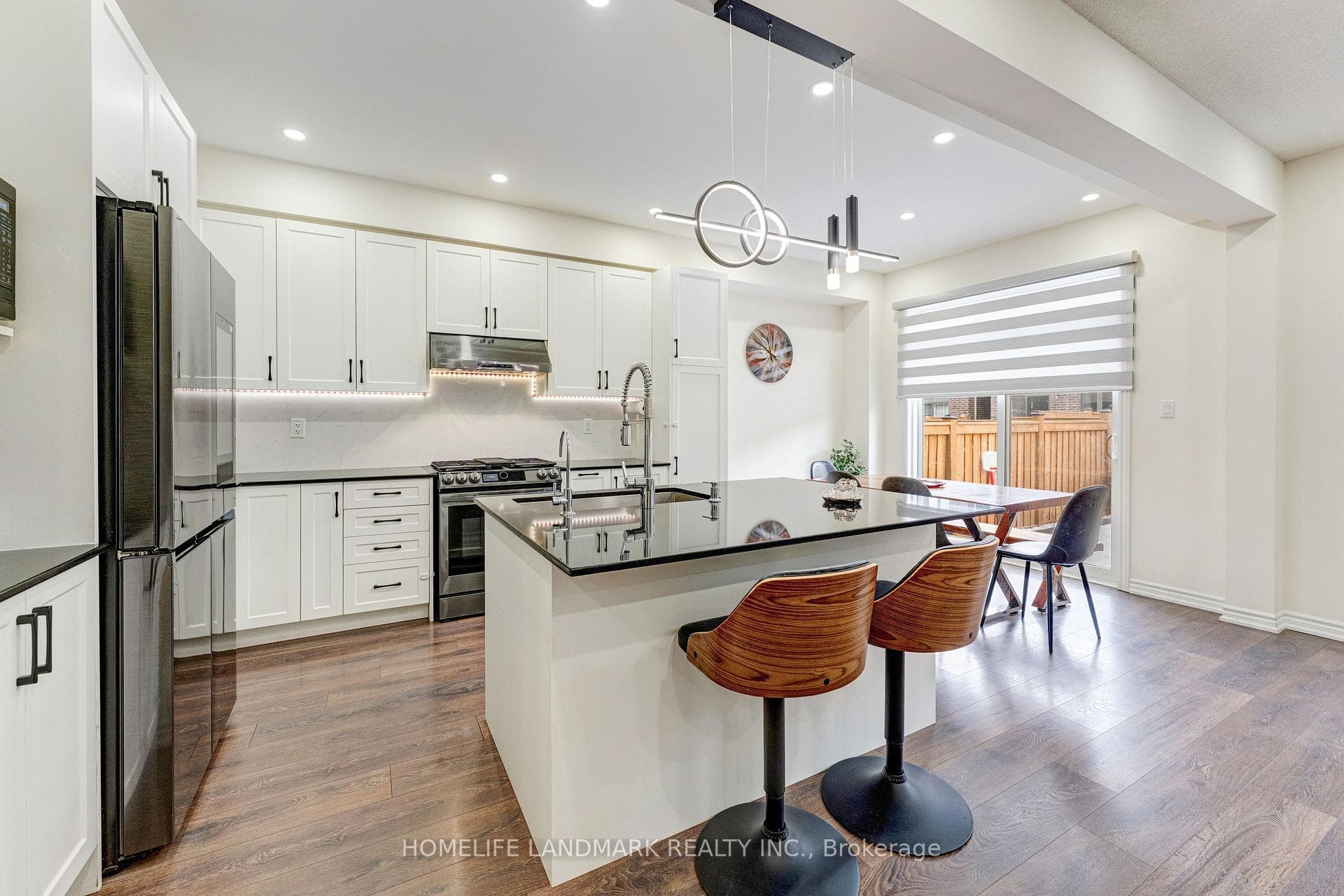 49 Ogston Crescent photo 19