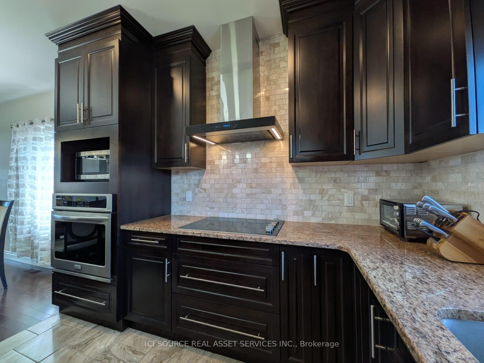 85 Hampton Ridge Drive photo 11