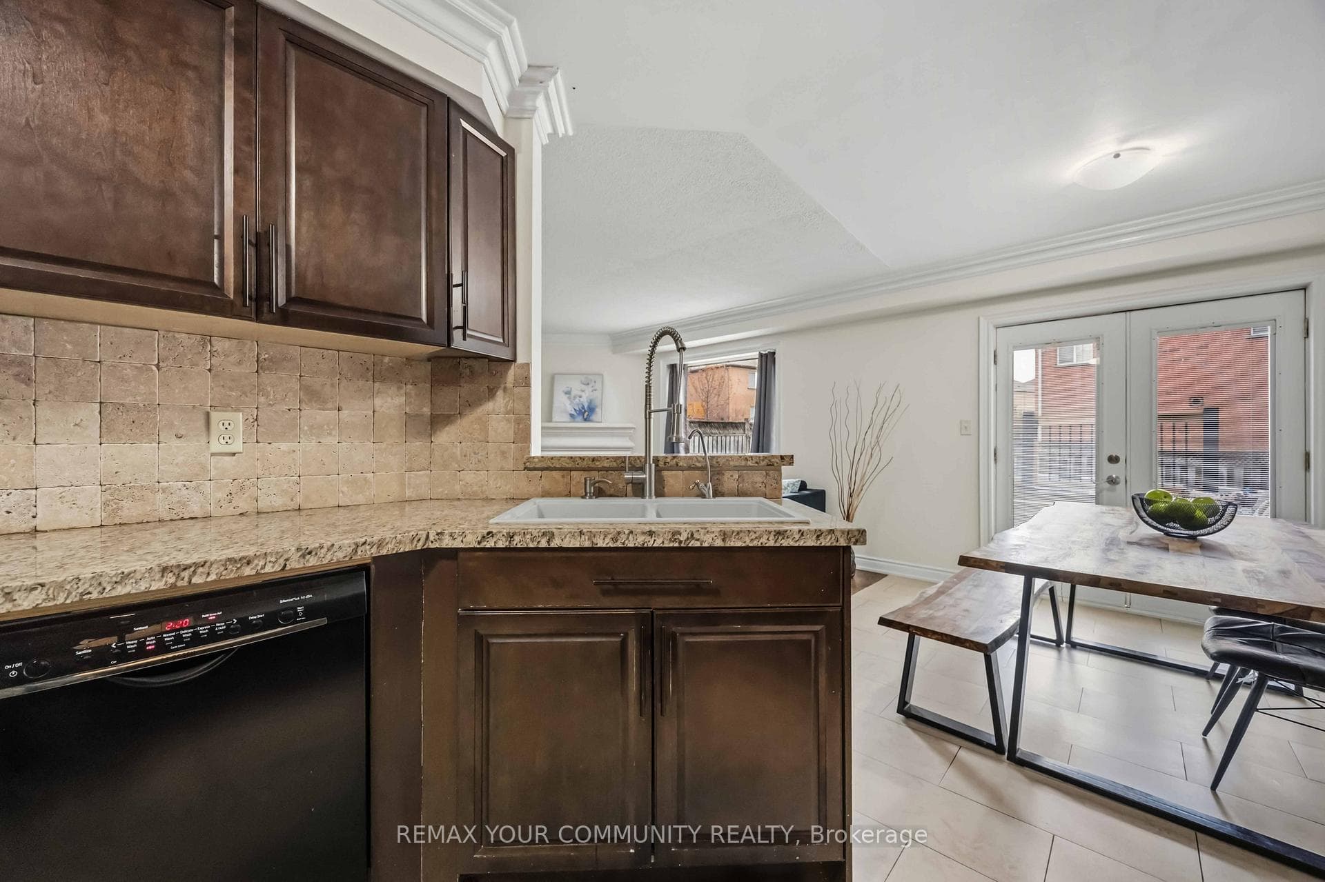 56 Hirst Avenue photo 17