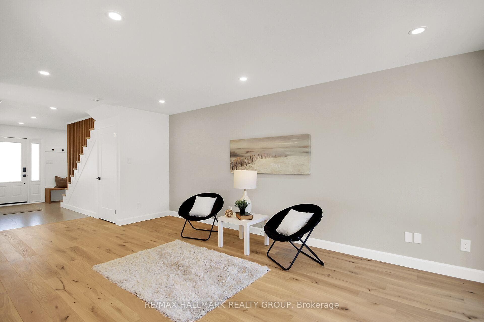 26 Raftus Square photo 5
