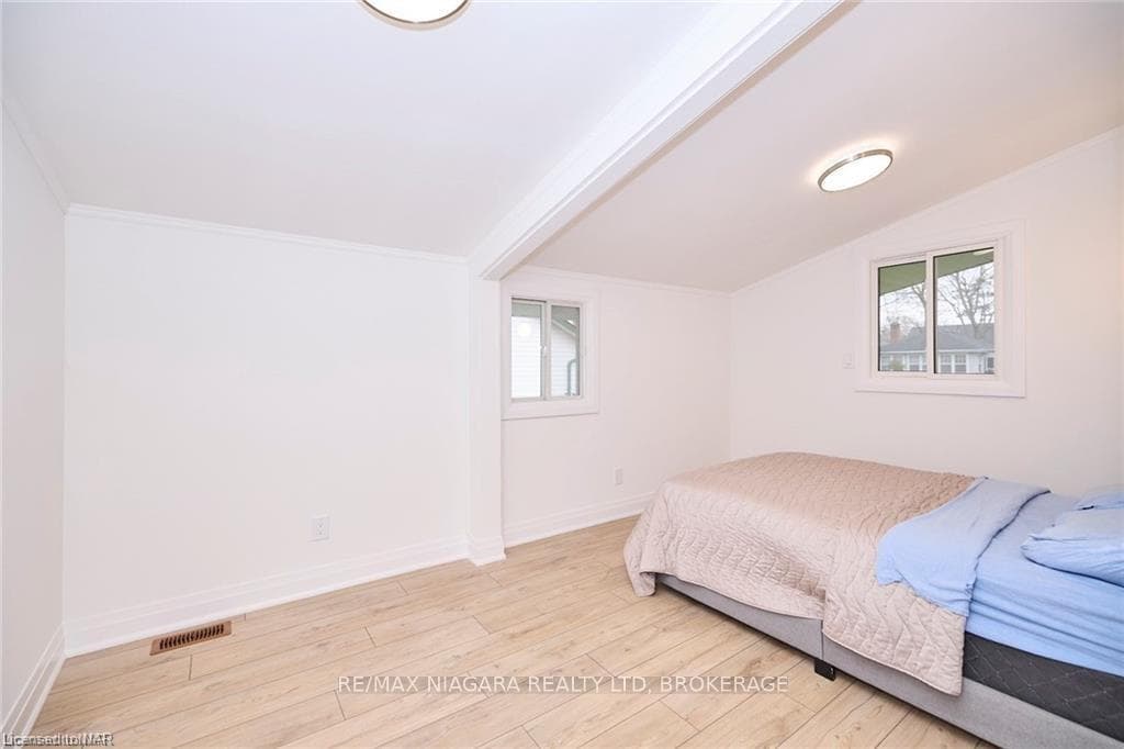 3105 BETHUNE Avenue photo 23