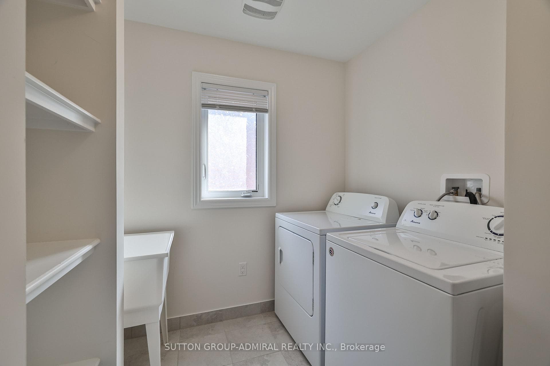1417 Farrow Crescent photo 29