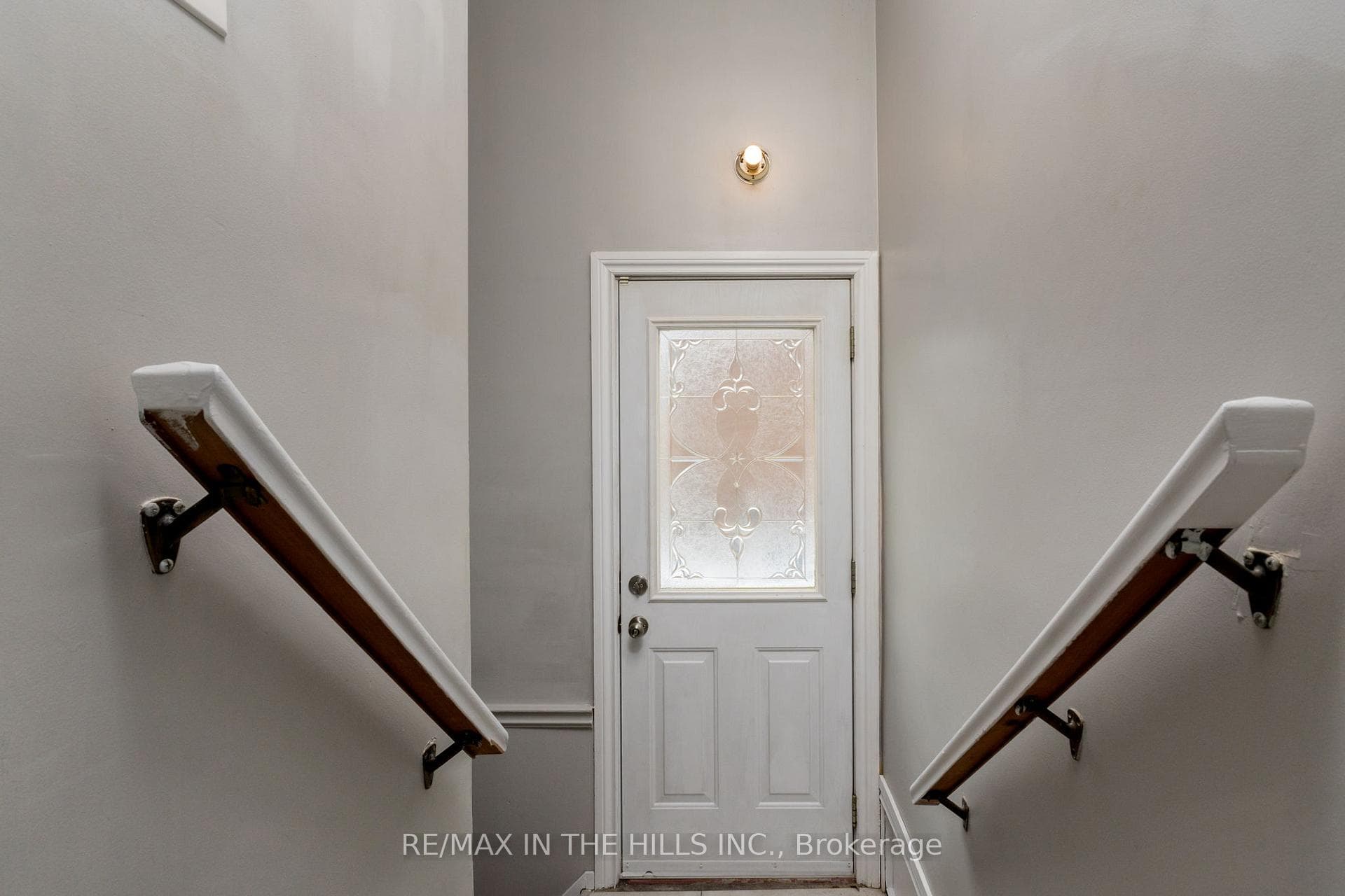 45 Algoma Crescent photo 20