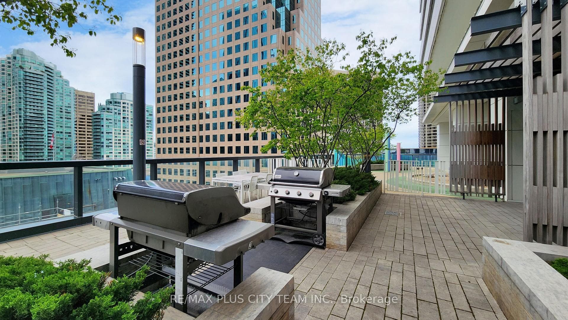 88 Harbour Street Unit 3406 photo 18