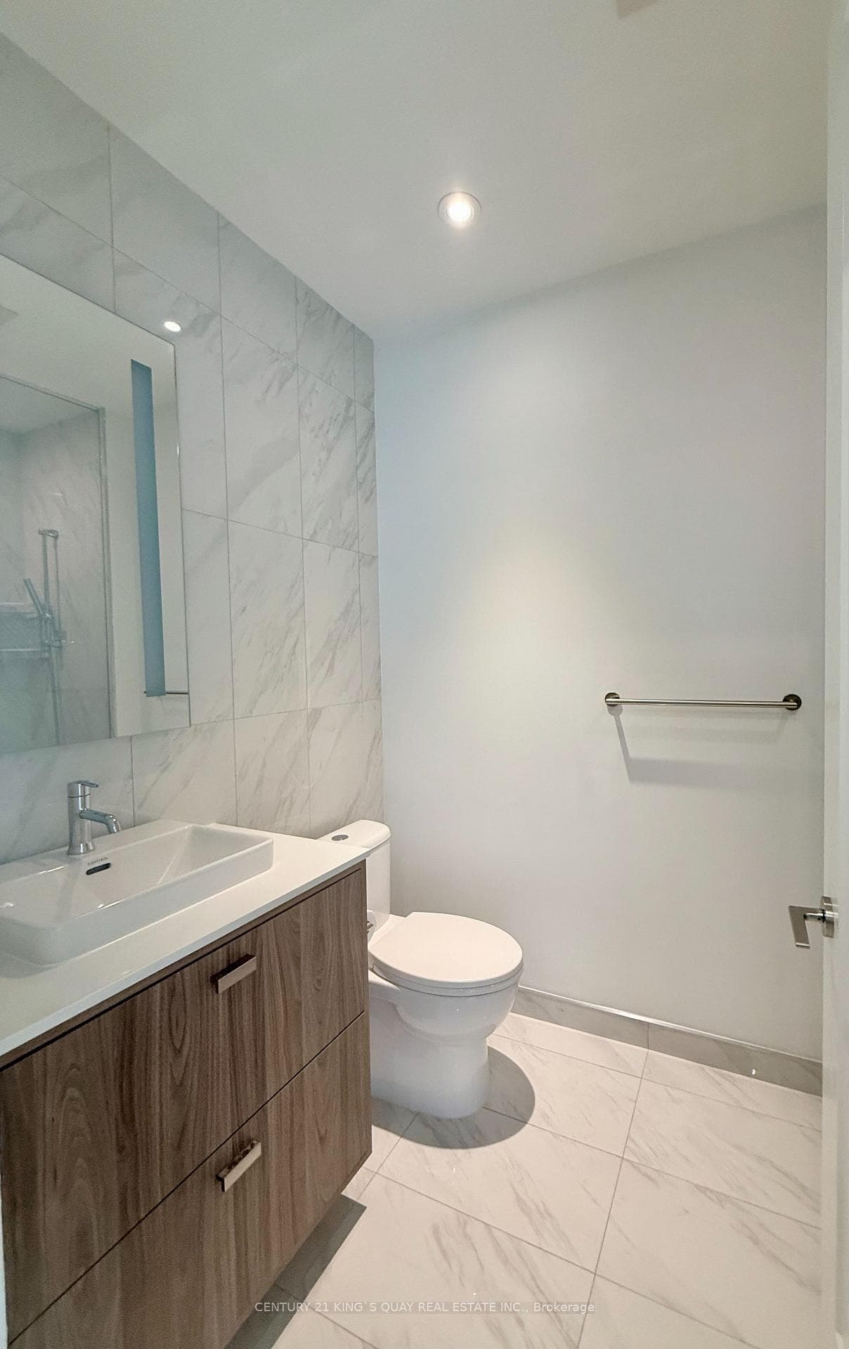 470 Front Street Unit 2703 photo 19
