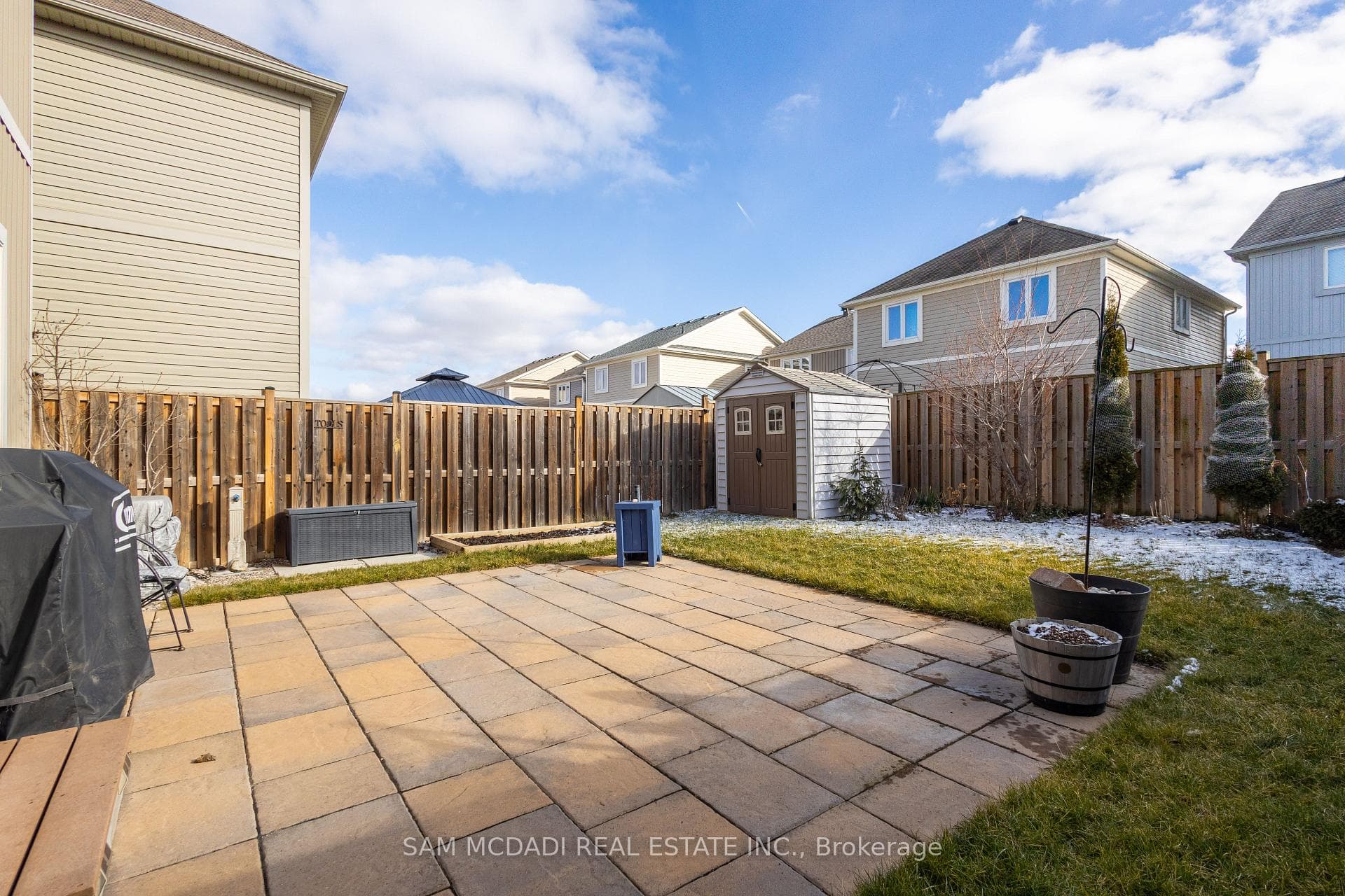 105 Anderson Road photo 35
