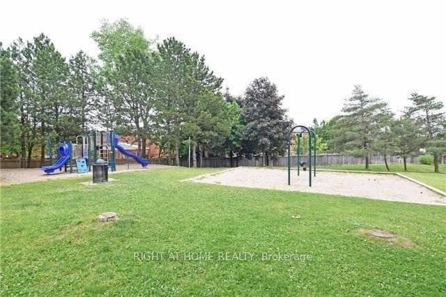 350 Webb Drive Unit 1807 photo 6