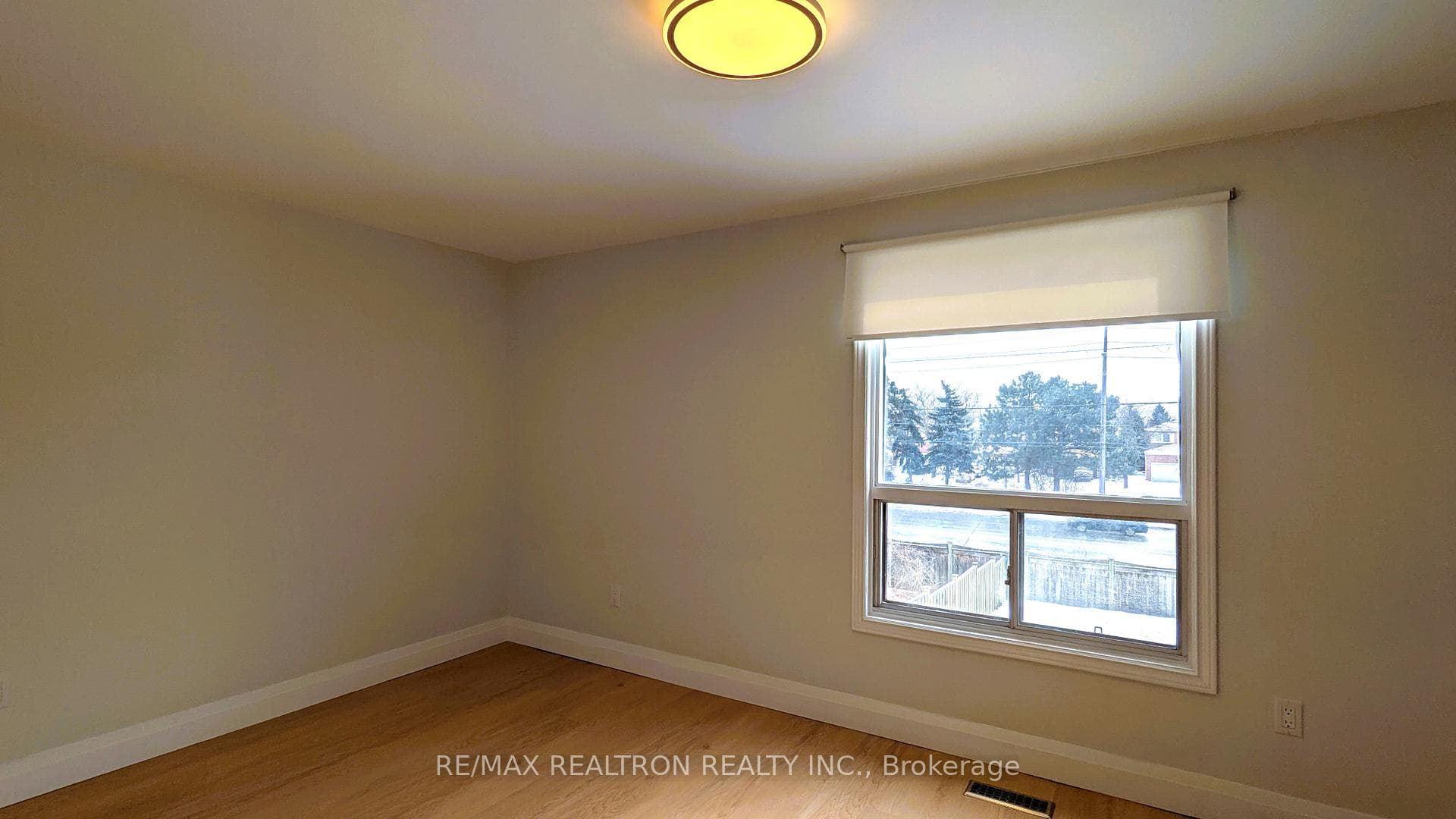 69 Bedale Crescent Unit Upper photo 15