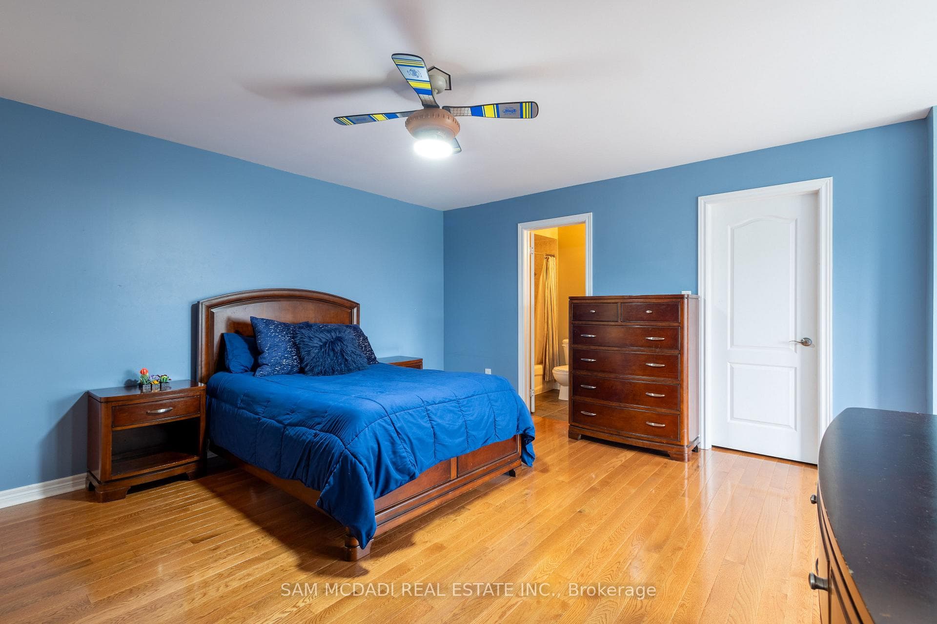 26 Supino Crescent photo 31