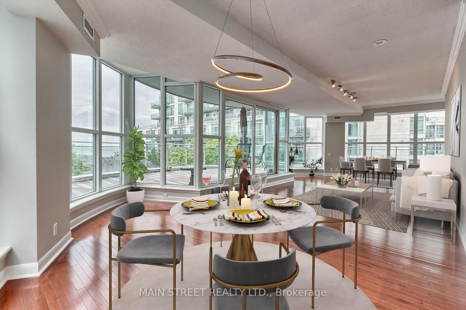 2067 Lake Shore Boulevard Unit 405 photo 9