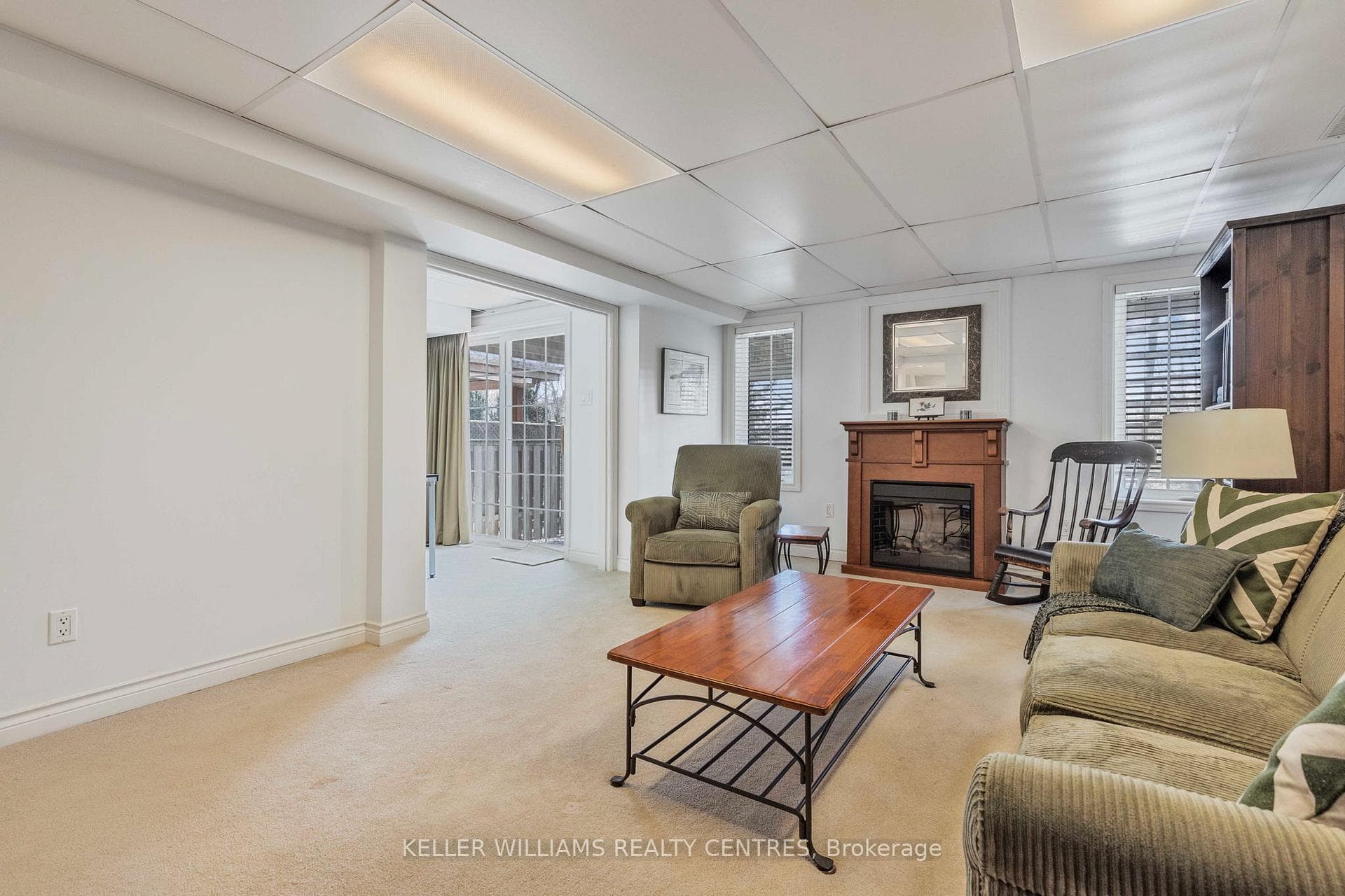 Rec Room W/Electric Fireplace