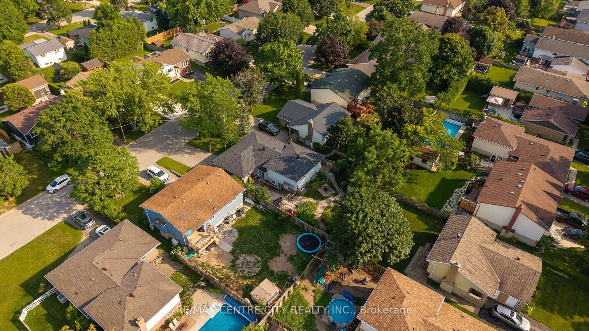 684 Macyoung Drive photo 34