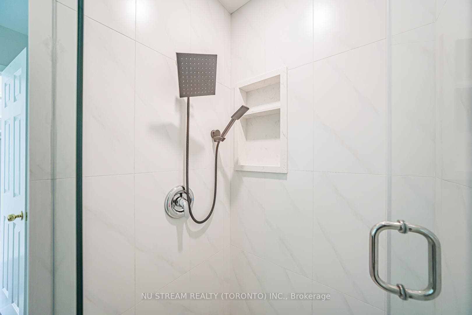 7 St Moritz Way Unit 5 photo 39