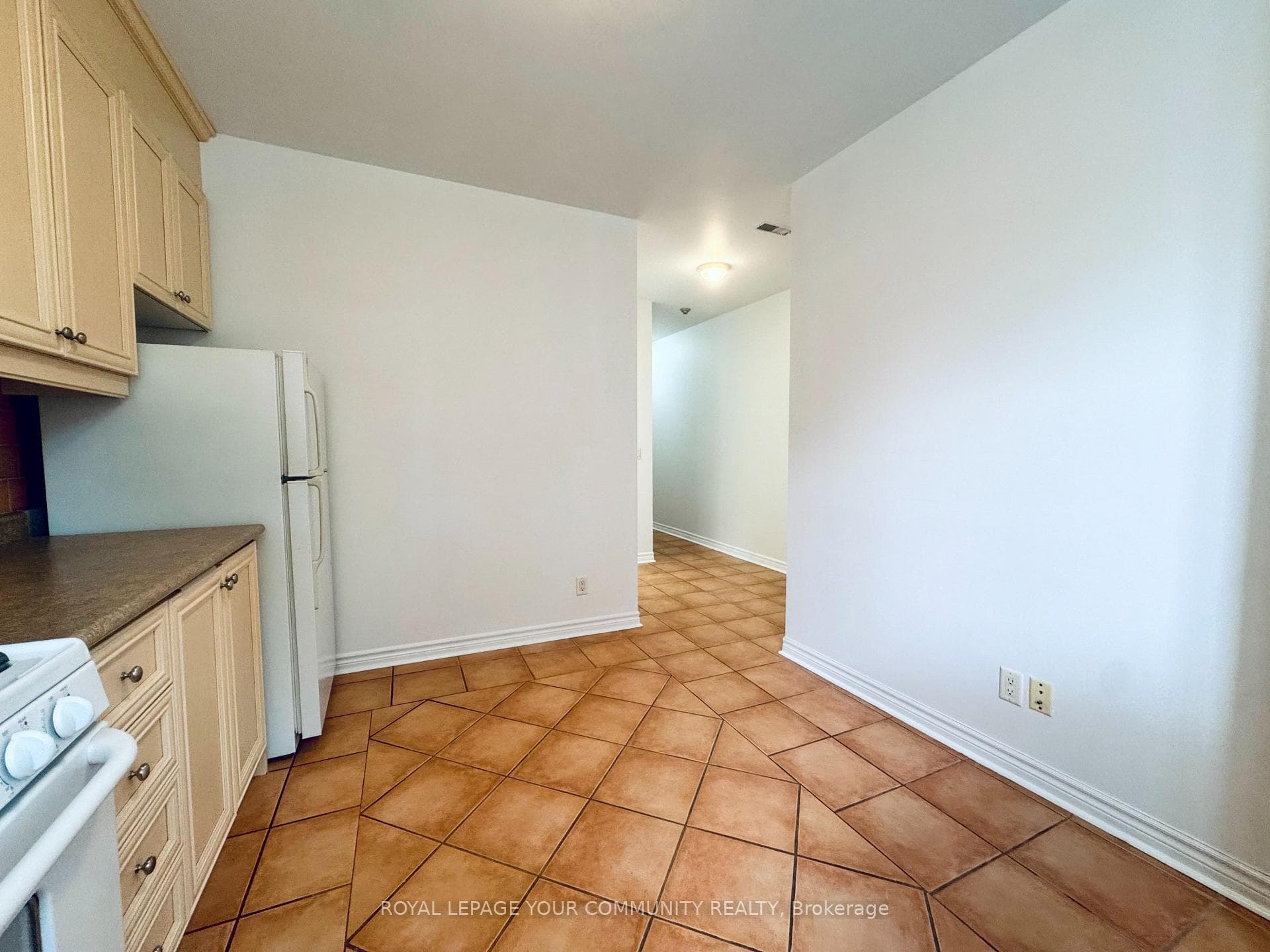 2417 Dundas Street Unit G1 photo 4