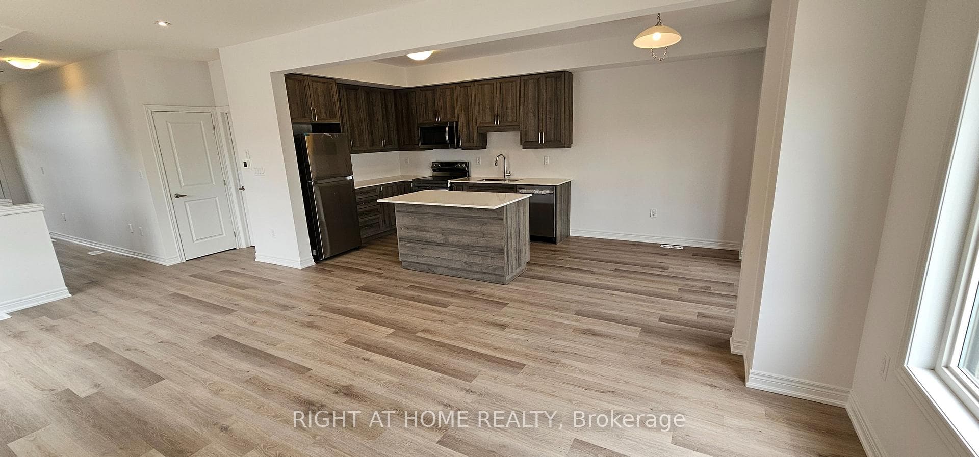 448 Blackburn Drive Unit 1 photo 7