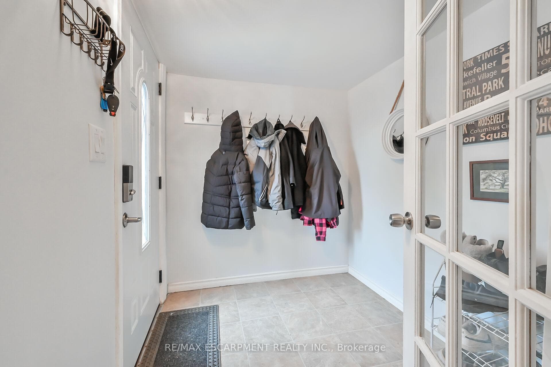 77 Argyle Street photo 16