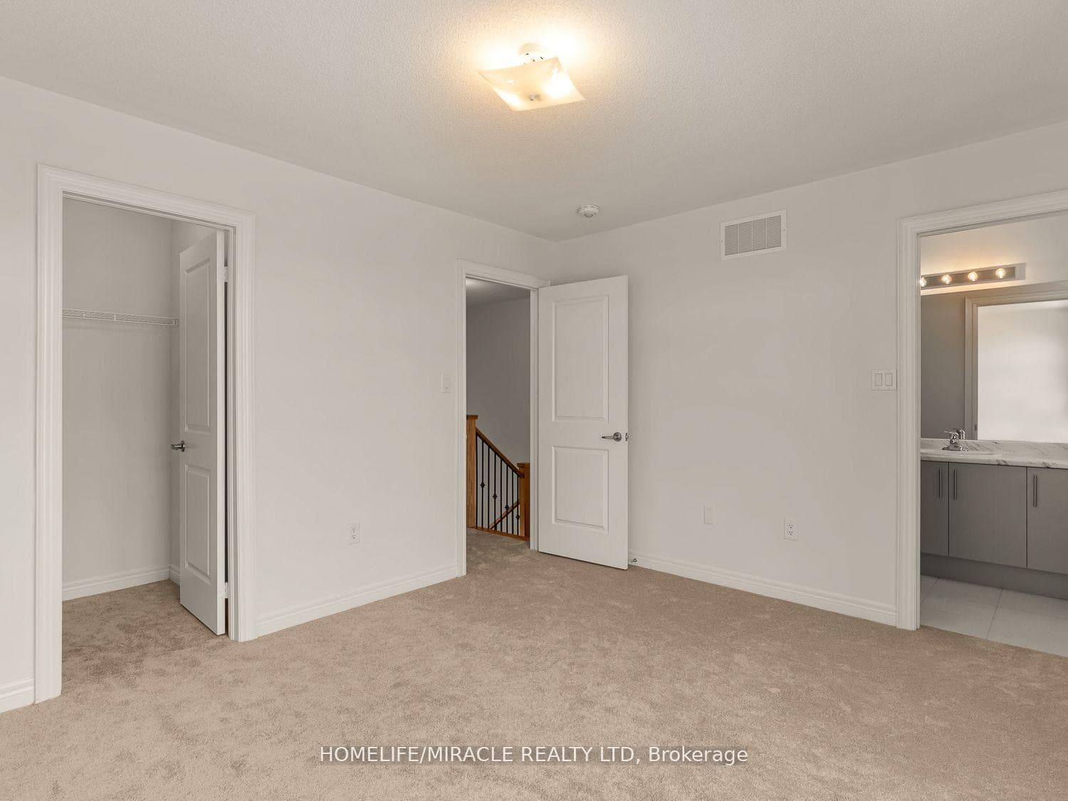 18 Queenpost Drive photo 22