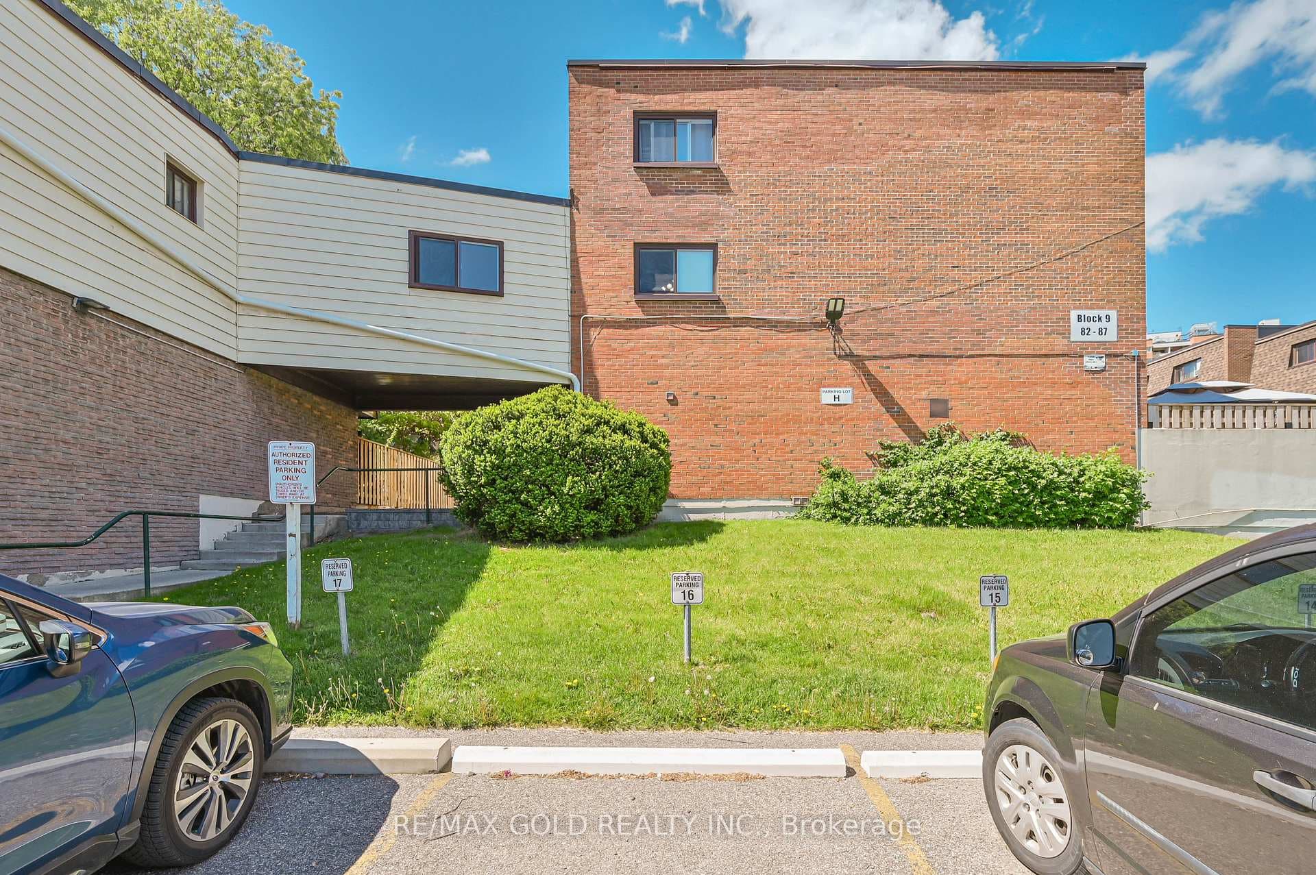 180 Mississauga Valley Boulevard Unit 87 photo 3
