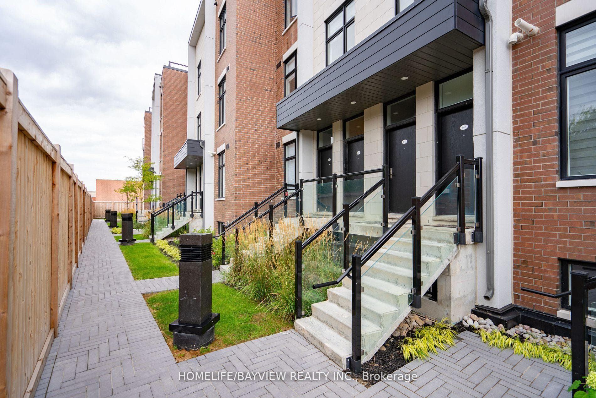 9580 Islington Avenue Unit 244 photo 1
