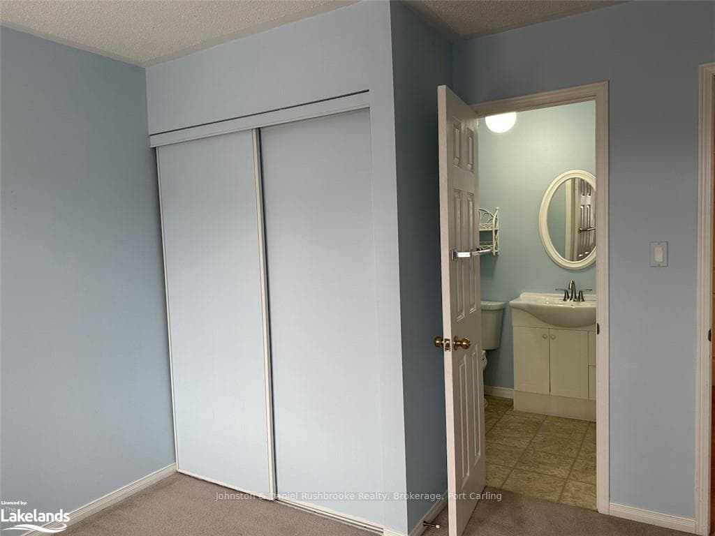 30 SHORELINE Drive photo 17