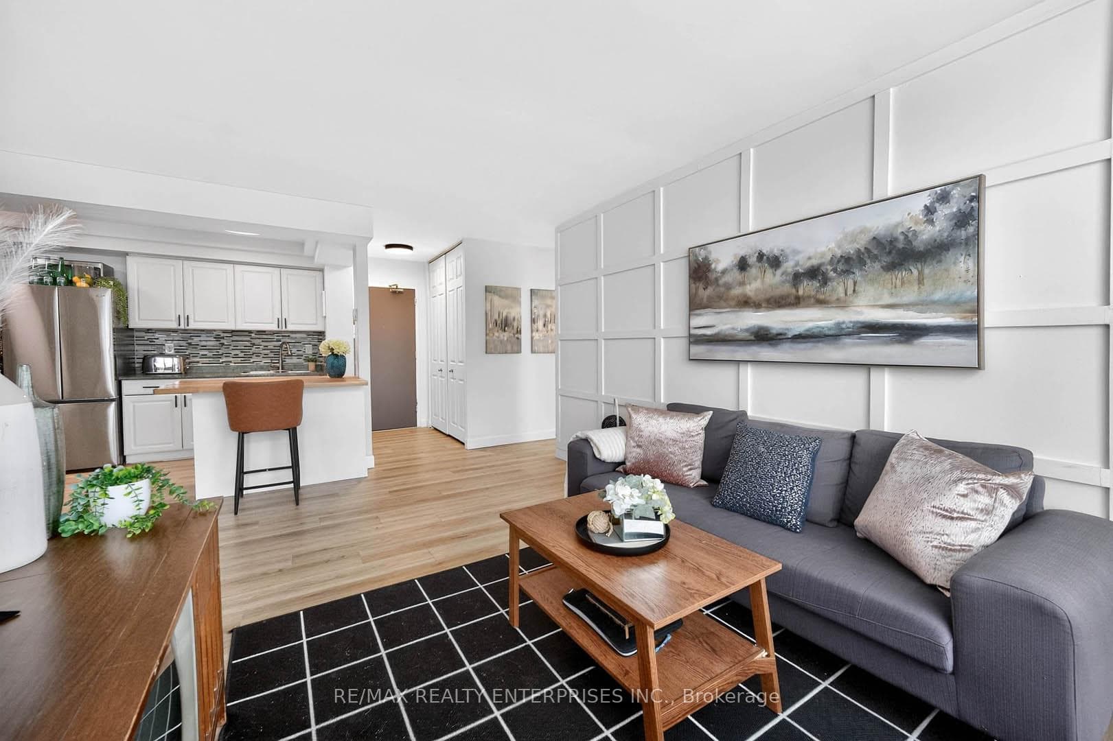 345 Driftwood Avenue Unit 504 photo 16