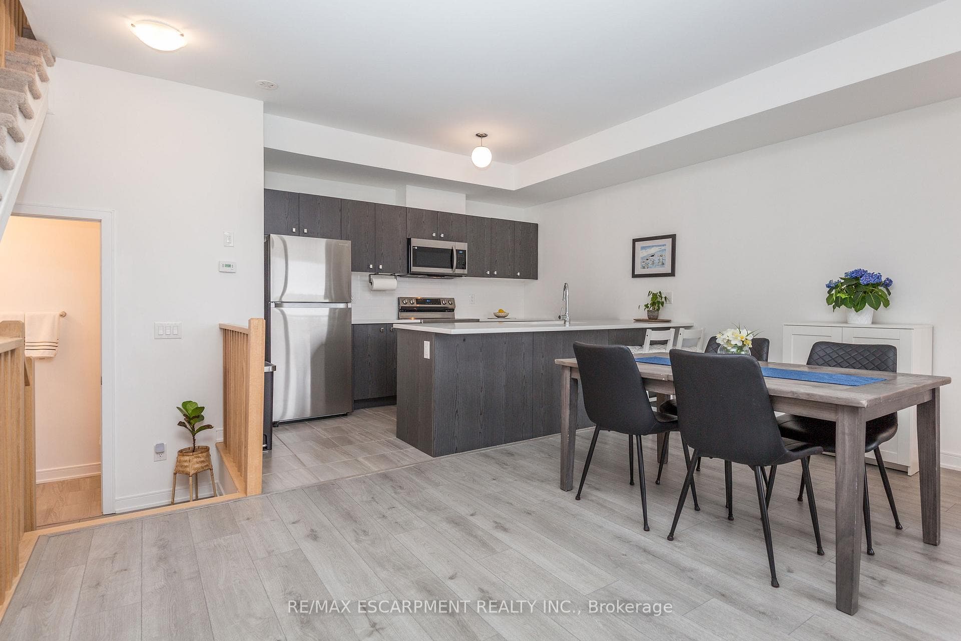 33 Red Maple Lane photo 8