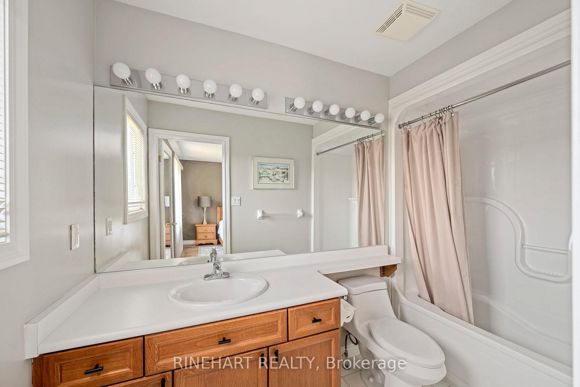 600 Hyde Park Road Unit 142 photo 25