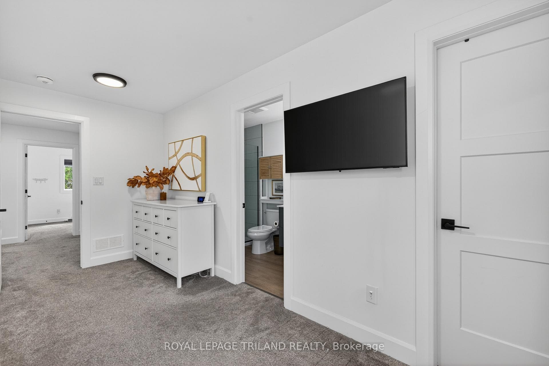51253 Ashton Street photo 19