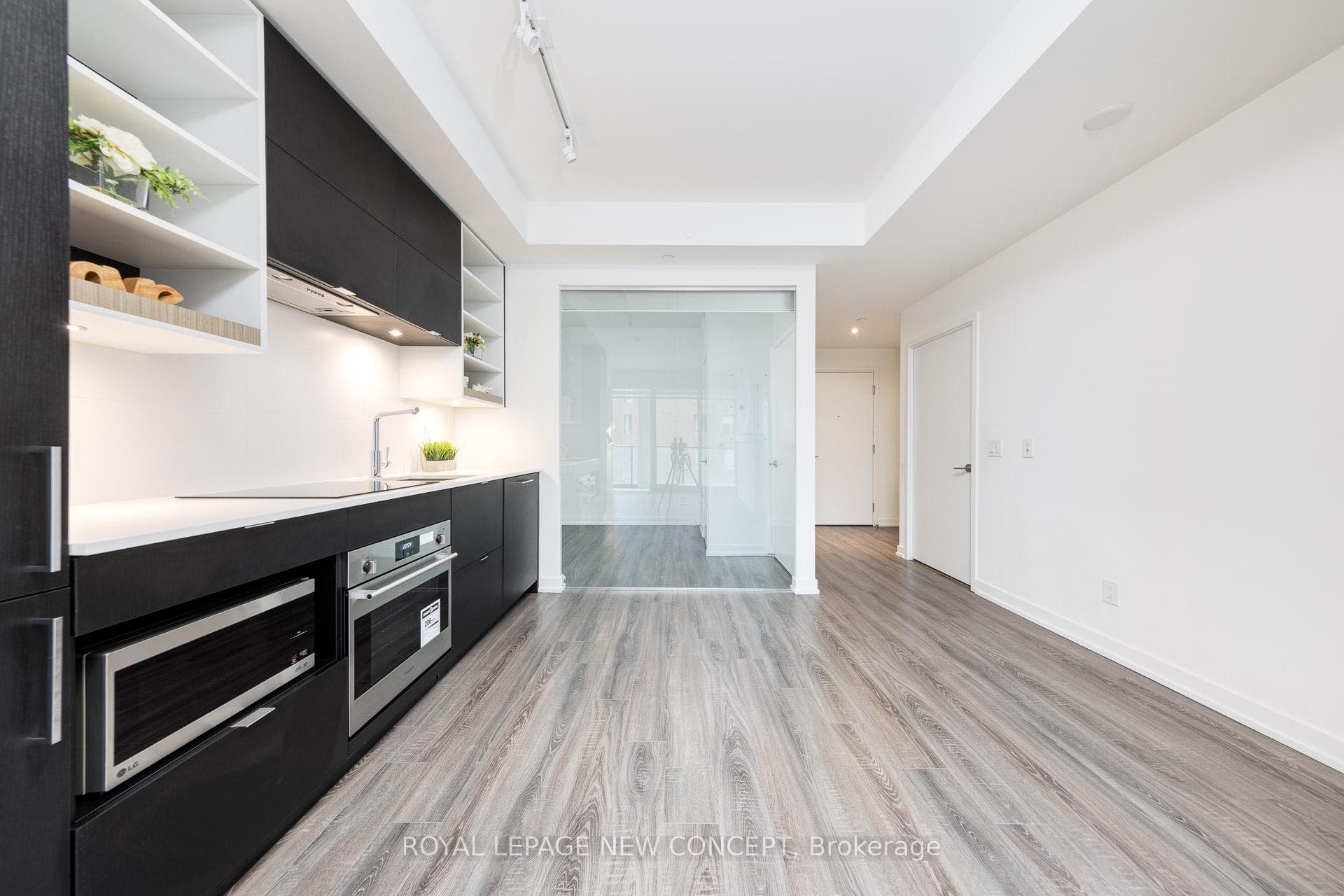 20 Edward Street Unit 1512 photo 3