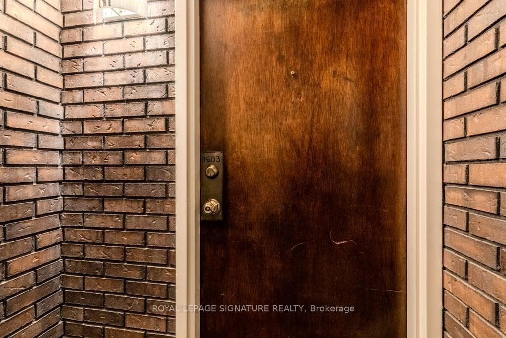 75 Graydon Hall Drive Unit 1603 photo 5