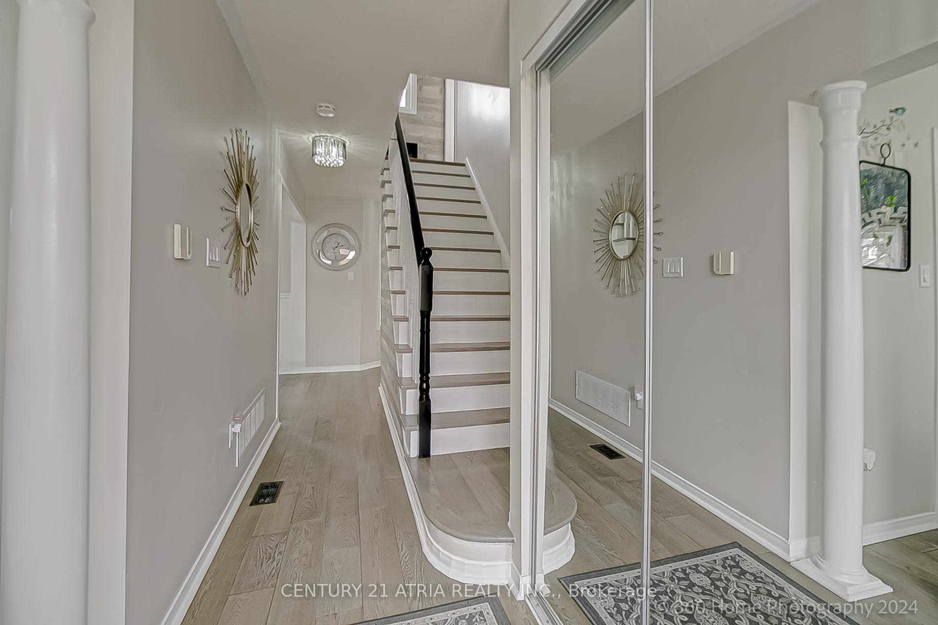 122 Denton Circle photo 4