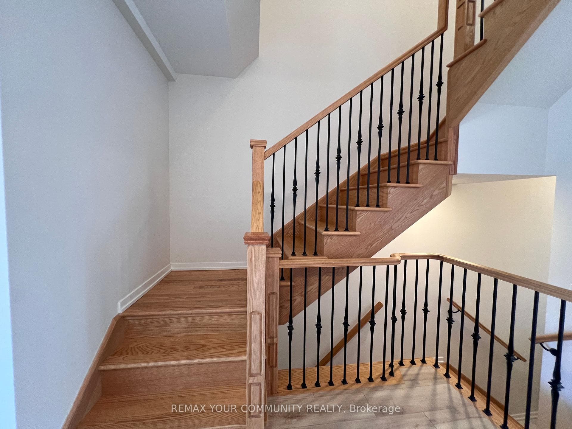 137 Rattenbury Road photo 39