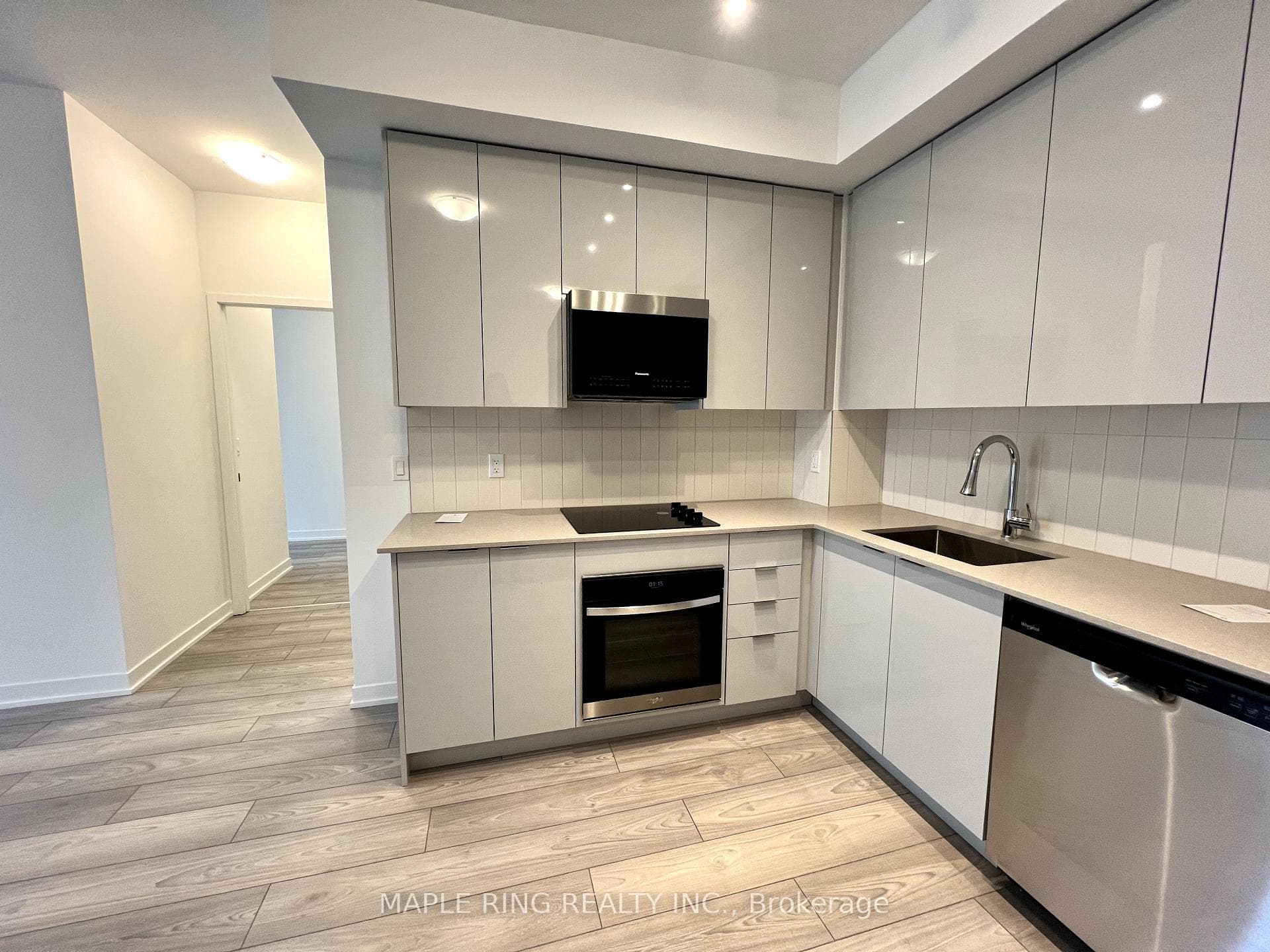 10 Abeja Street Unit 426 photo 3