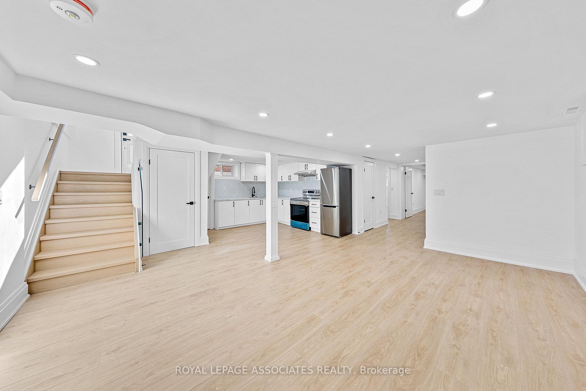192 Tower Drive photo 29