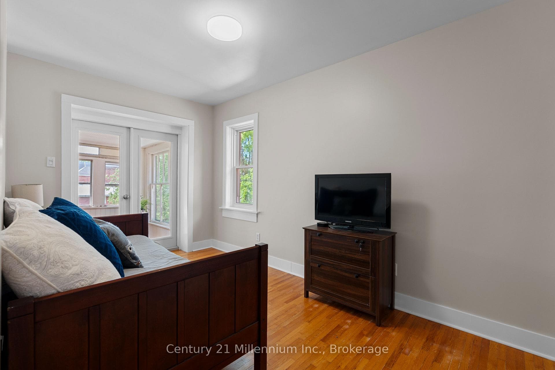 329 7th Street photo 29