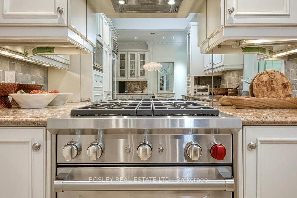 5 Nanton Avenue photo 13