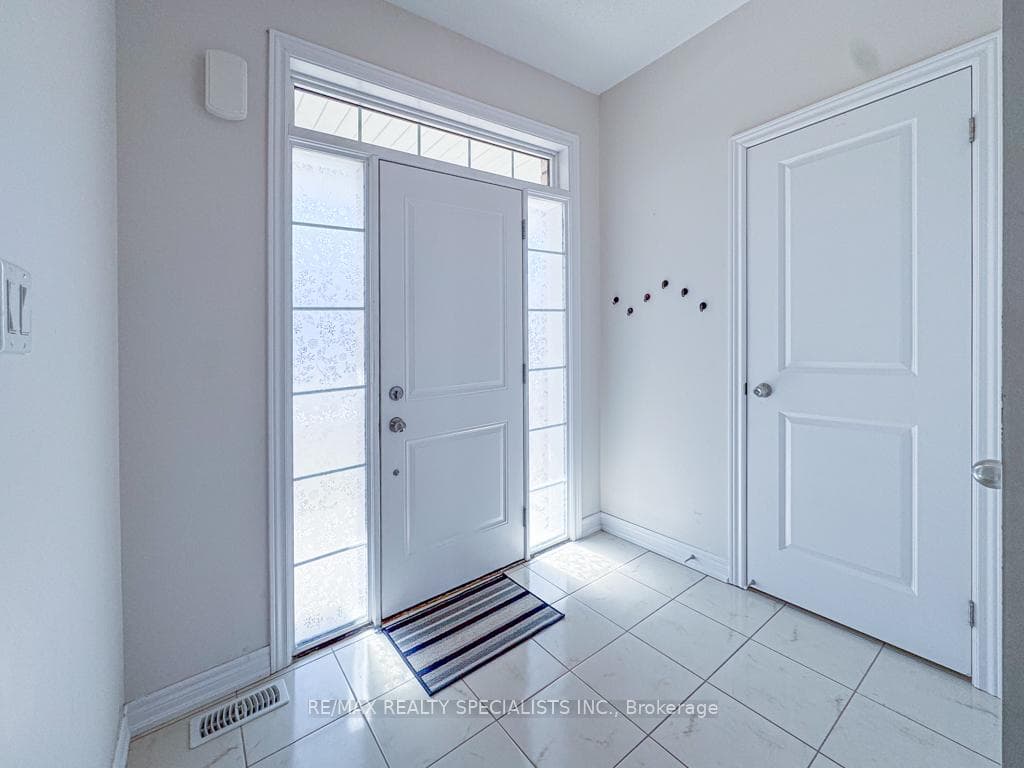 50 Paul Rexe Boulevard photo 2