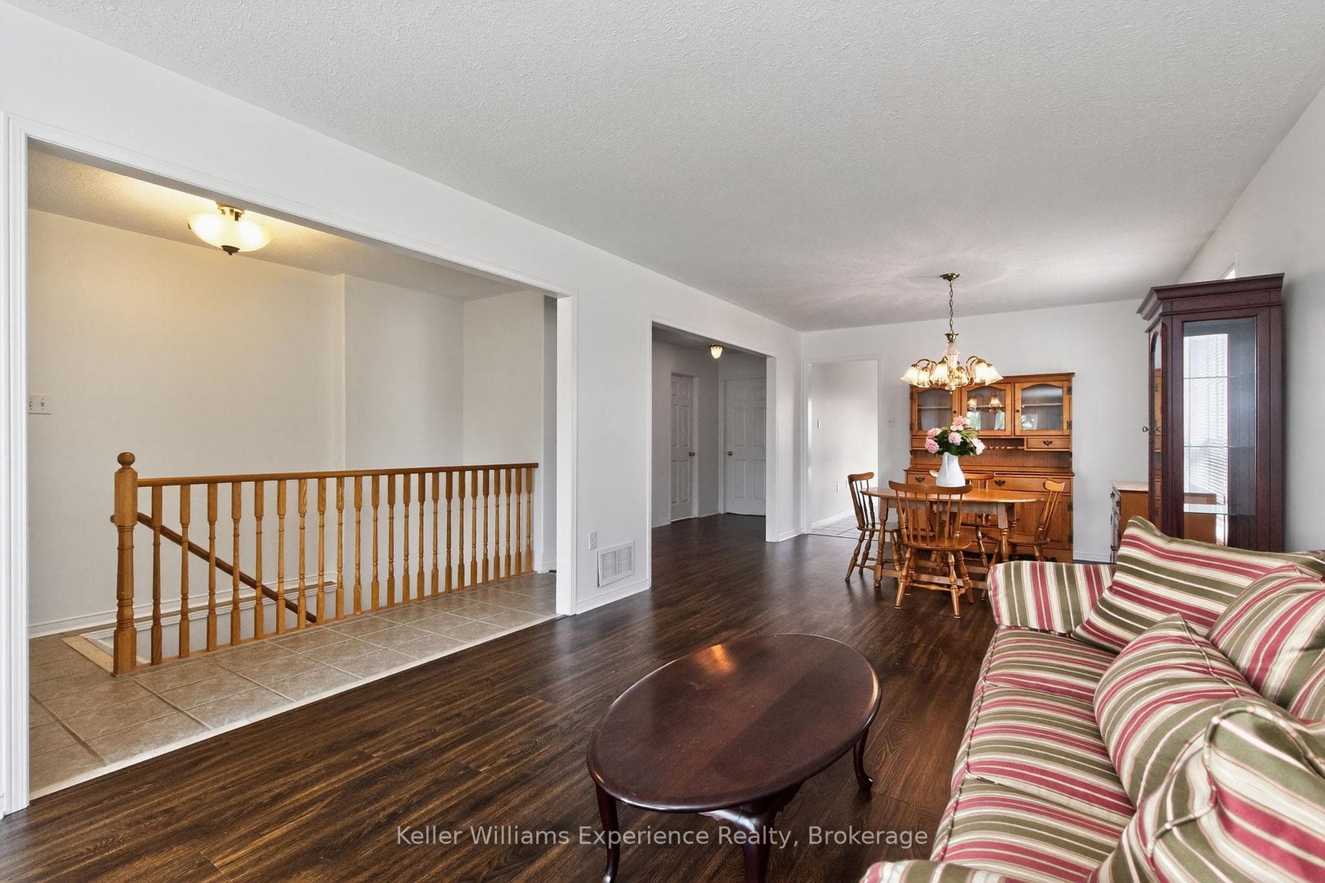 79 Sun King Crescent photo 3