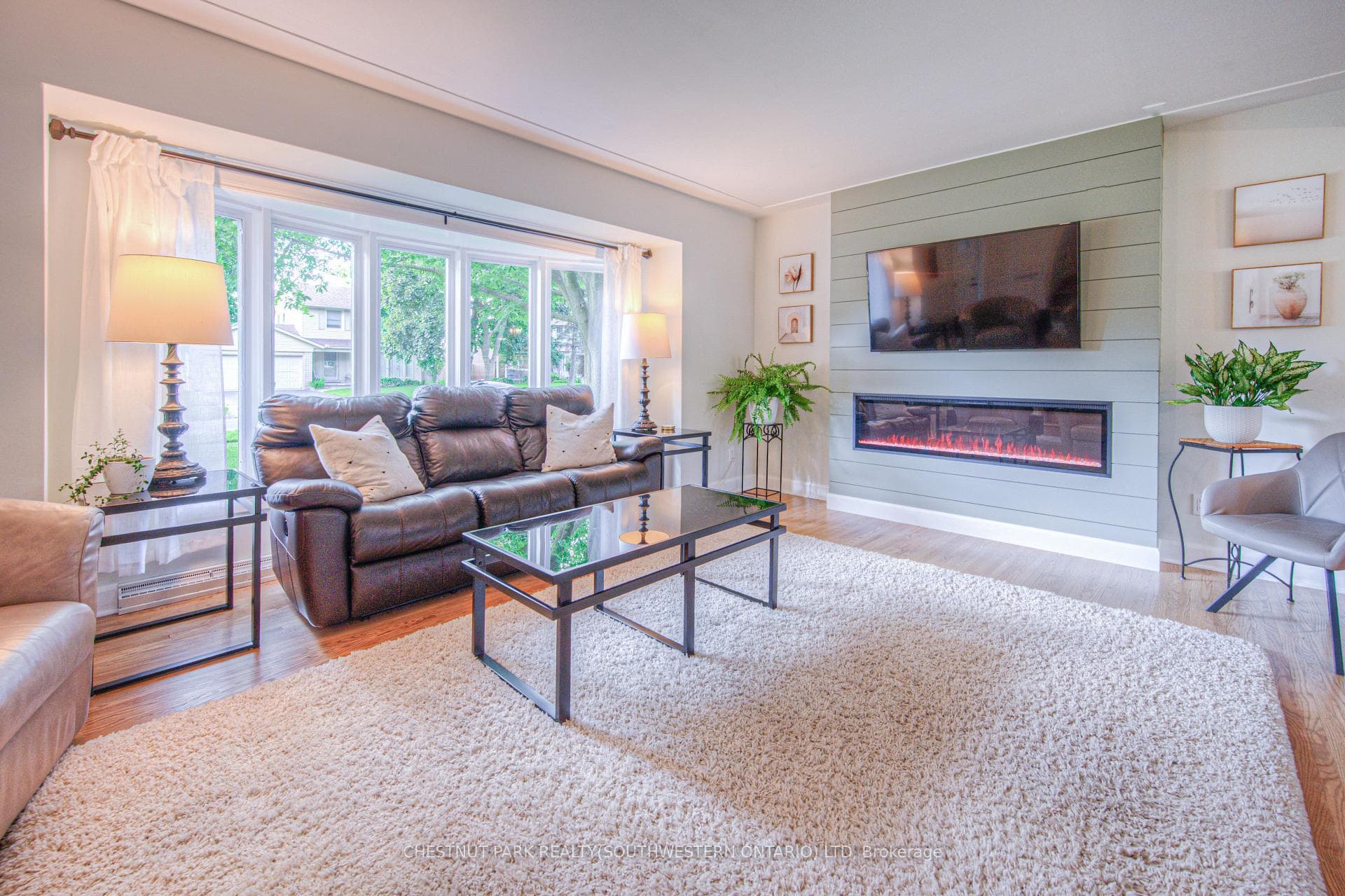 9 Simpson Avenue photo 6